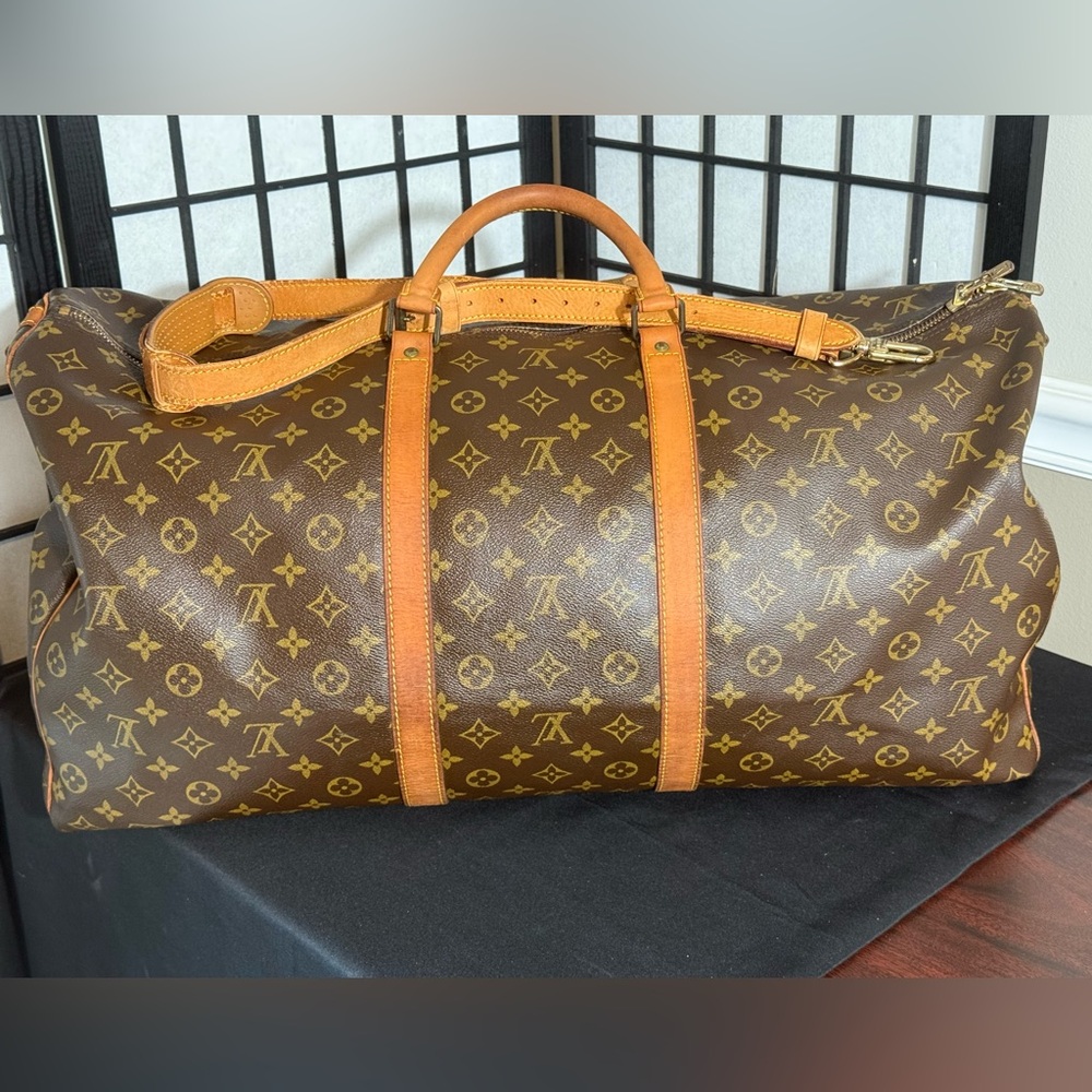 ❌SOLD❌💯 Authentic Louis Vuitton Monogram Bandouliere Keepall 60